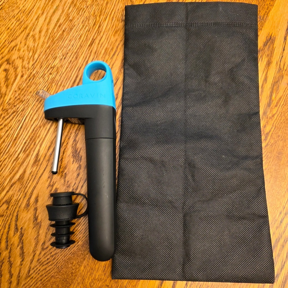 Coravin Pivot P100 Wine Preservation System Teal Black Stopper Bag